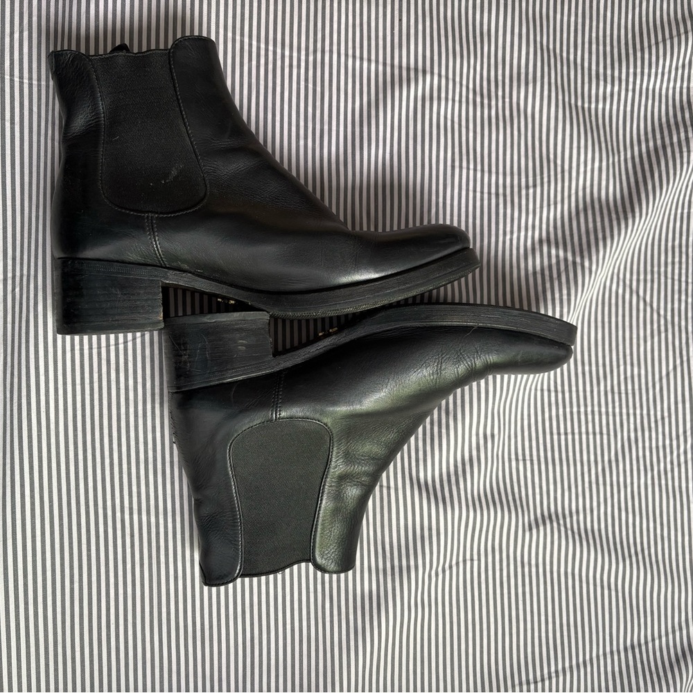 90’s vintage Prada Black Chelsea Boots - Picture 3 of 4